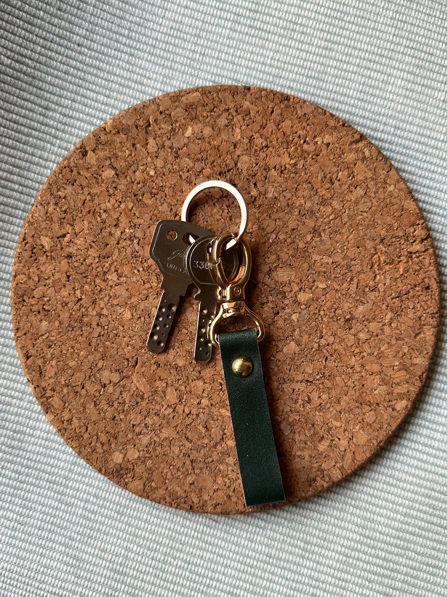 GREEN VEGAN LEATHER KEYCHAIN