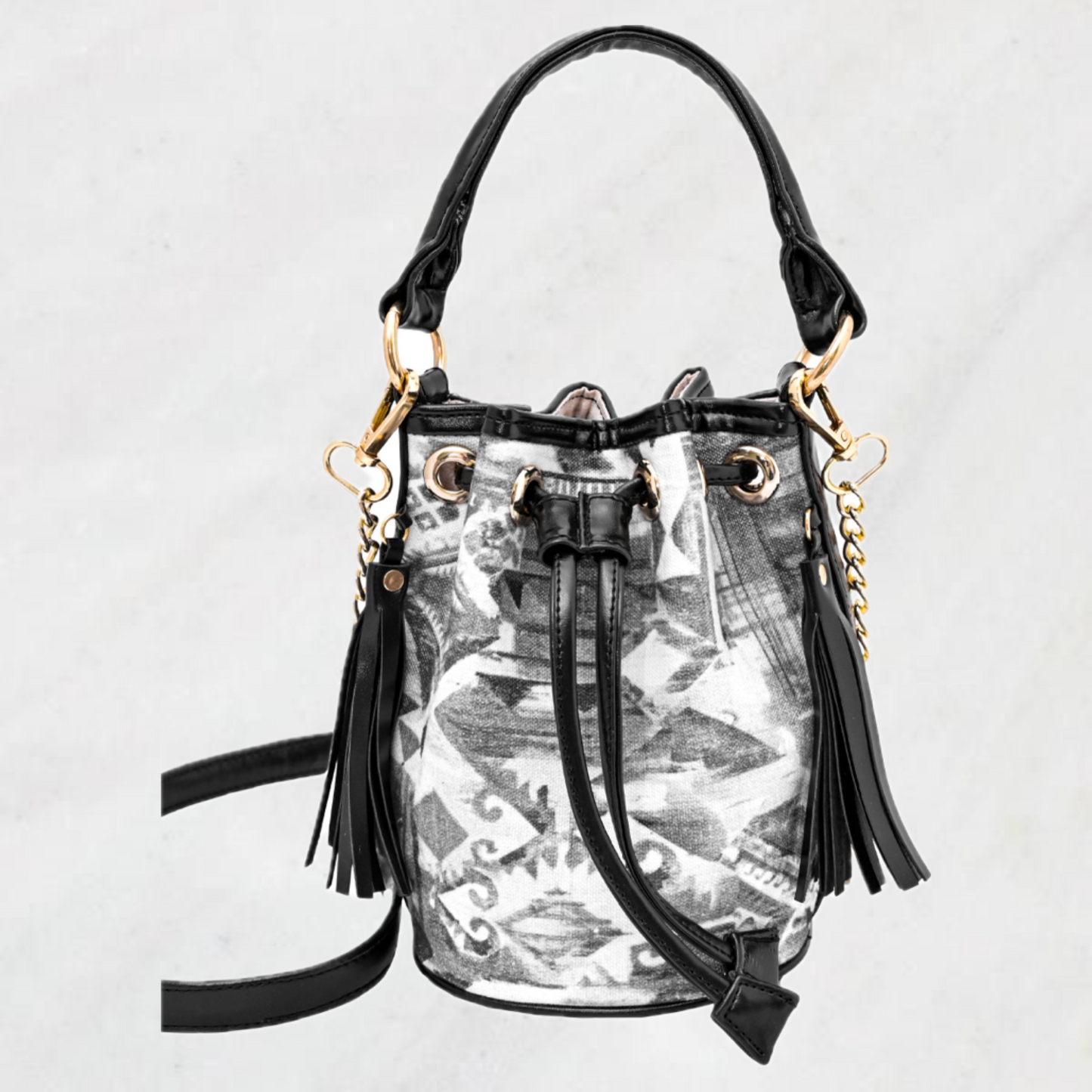 BLACK VINTAGE MINI BUCKET BAG