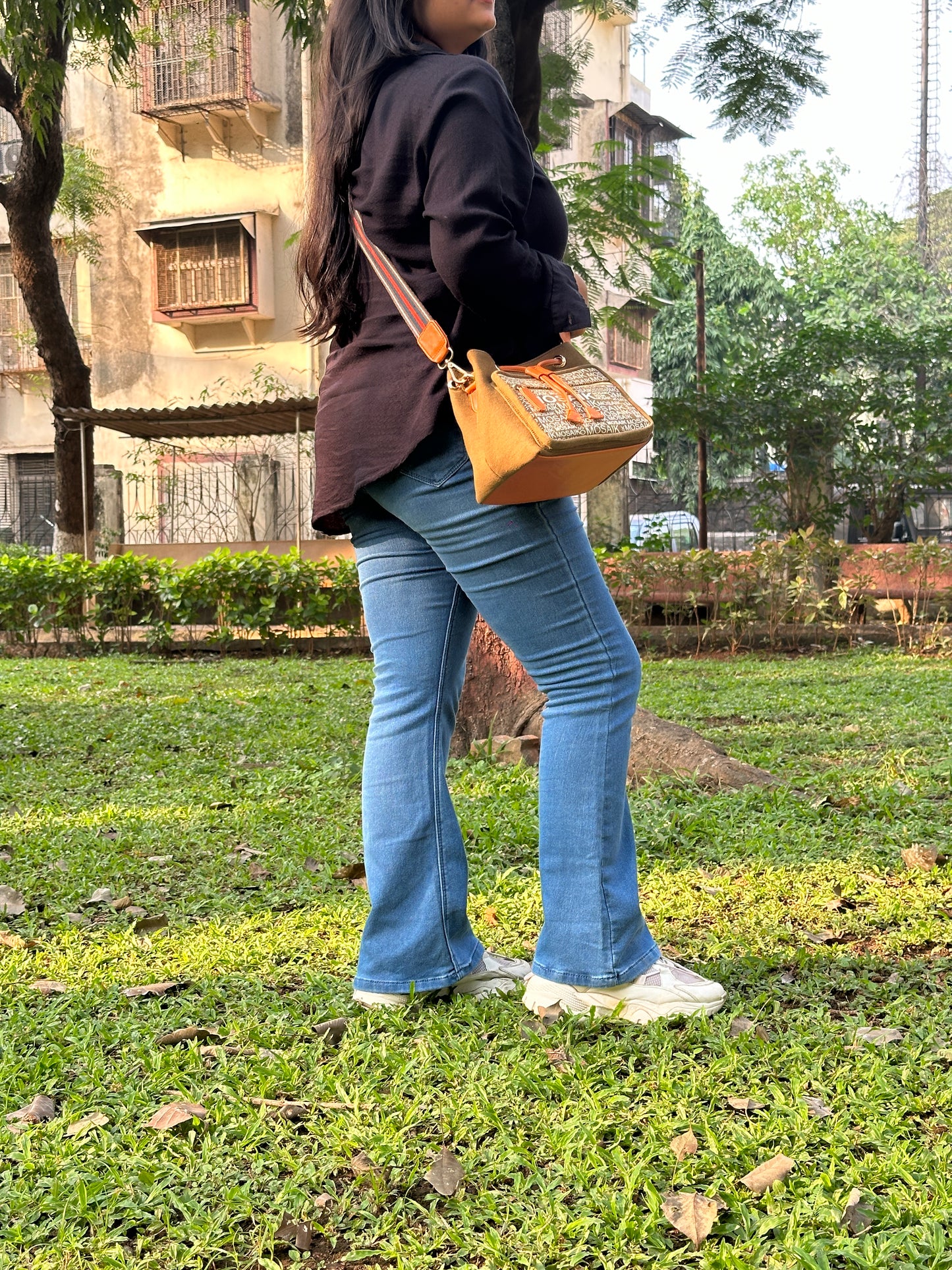 GREEN DENIM BUCKET BAG